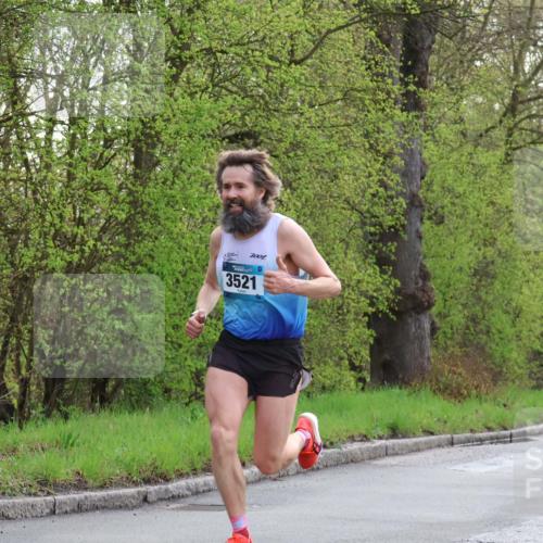 12.04.2026 - 45. Internationalen Wilhelmsburger Insellauf Yannick Fuchs http://msf.ph/oto/9472963 12.04.2026 09:58:47 Laufen 7001, 3521 meine-sportfotos.de