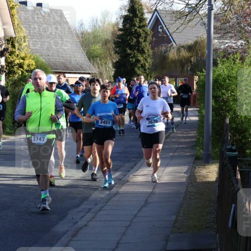 12.04.2026 - 45. Internationalen Wilhelmsburger Insellauf Yannick Fuchs http://msf.ph/oto/9472989 12.04.2026 08:58:05 Laufen 5822, 3747, 2451, 5511, 3670 meine-sportfotos.de