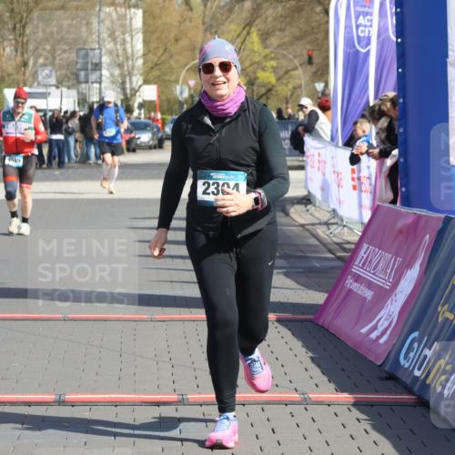 12.04.2026 - 45. Internationalen Wilhelmsburger Insellauf Strokosch-Dieckow http://msf.ph/oto/9473011 12.04.2026 11:30:04 Ziel 2304 meine-sportfotos.de