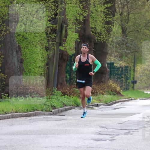 12.04.2026 - 45. Internationalen Wilhelmsburger Insellauf Yannick Fuchs http://msf.ph/oto/9473020 12.04.2026 09:58:59 Laufen  meine-sportfotos.de