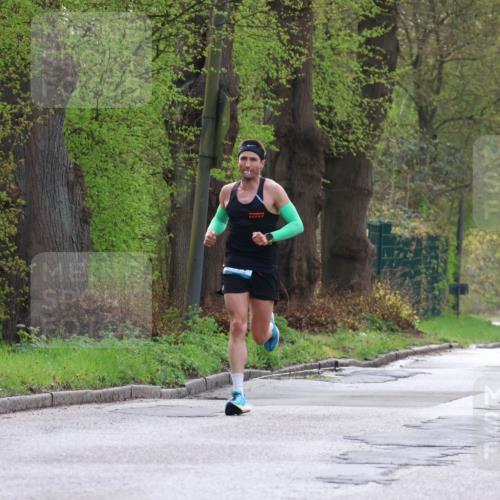 12.04.2026 - 45. Internationalen Wilhelmsburger Insellauf Yannick Fuchs http://msf.ph/oto/9473027 12.04.2026 09:59:00 Laufen  meine-sportfotos.de