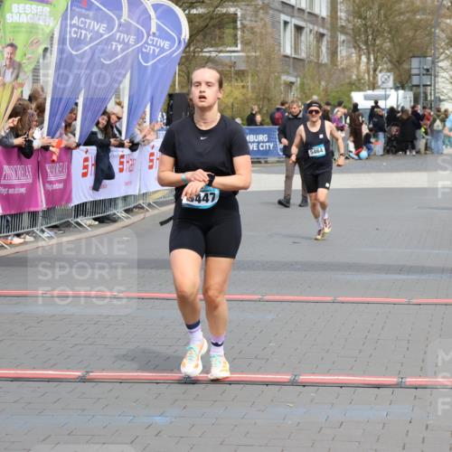 12.04.2026 - 45. Internationalen Wilhelmsburger Insellauf Strokosch-Dieckow http://msf.ph/oto/9473036 12.04.2026 12:53:44 Ziel 5628, 5447, 5464, 5358 meine-sportfotos.de