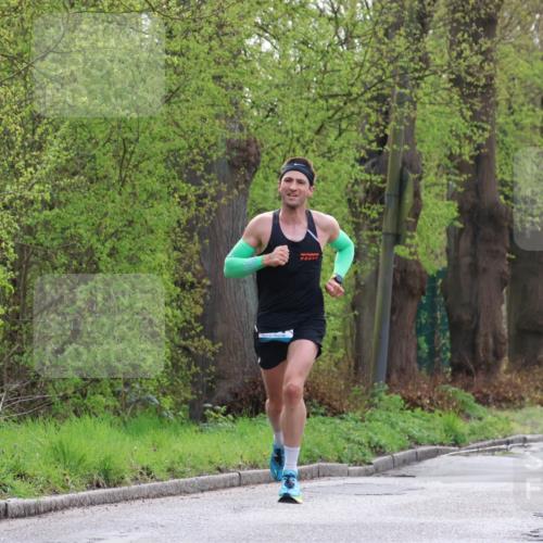 12.04.2026 - 45. Internationalen Wilhelmsburger Insellauf Yannick Fuchs http://msf.ph/oto/9473045 12.04.2026 09:59:01 Laufen  meine-sportfotos.de