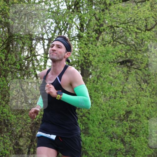 12.04.2026 - 45. Internationalen Wilhelmsburger Insellauf Yannick Fuchs http://msf.ph/oto/9473092 12.04.2026 09:59:05 Laufen  meine-sportfotos.de