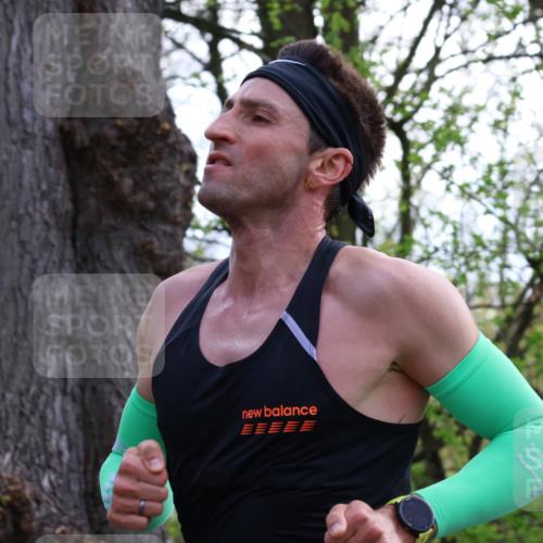 12.04.2026 - 45. Internationalen Wilhelmsburger Insellauf Yannick Fuchs http://msf.ph/oto/9473117 12.04.2026 09:59:06 Laufen  meine-sportfotos.de