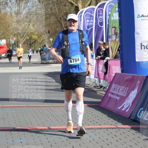 12.04.2026 - 45. Internationalen Wilhelmsburger Insellauf Strokosch-Dieckow http://msf.ph/oto/9473180 12.04.2026 11:30:15 Ziel 4589, 4784 meine-sportfotos.de