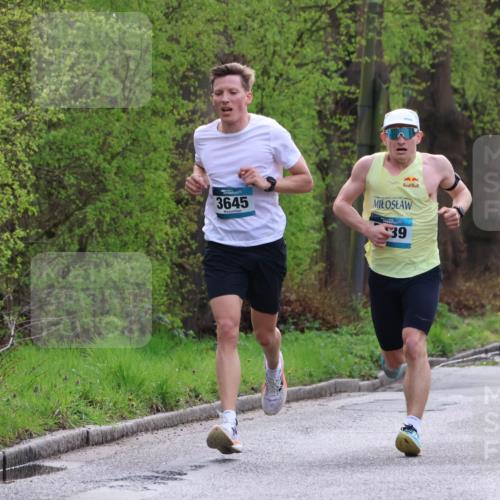 12.04.2026 - 45. Internationalen Wilhelmsburger Insellauf Yannick Fuchs http://msf.ph/oto/9473199 12.04.2026 09:59:42 Laufen 3645, 39 meine-sportfotos.de