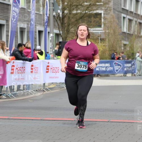 12.04.2026 - 45. Internationalen Wilhelmsburger Insellauf Strokosch-Dieckow http://msf.ph/oto/9473233 12.04.2026 13:34:55 Ziel 3075 meine-sportfotos.de