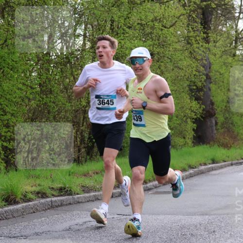 12.04.2026 - 45. Internationalen Wilhelmsburger Insellauf Yannick Fuchs http://msf.ph/oto/9473243 12.04.2026 09:59:45 Laufen 3645, 439 meine-sportfotos.de