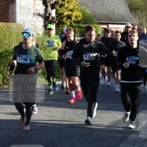 12.04.2026 - 45. Internationalen Wilhelmsburger Insellauf Yannick Fuchs http://msf.ph/oto/9473279 12.04.2026 08:58:25 Laufen 682, 3796, 2921, 506, 41, 5309, 322, 4755 meine-sportfotos.de