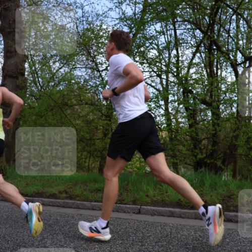 12.04.2026 - 45. Internationalen Wilhelmsburger Insellauf Yannick Fuchs http://msf.ph/oto/9473287 12.04.2026 09:59:47 Laufen  meine-sportfotos.de