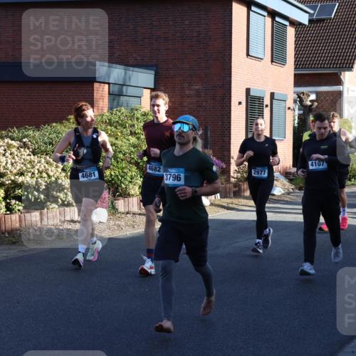 12.04.2026 - 45. Internationalen Wilhelmsburger Insellauf Yannick Fuchs http://msf.ph/oto/9473319 12.04.2026 08:58:27 Laufen 4107, 355, 5309, 533, 4682, 2977, 4681, 3796 meine-sportfotos.de