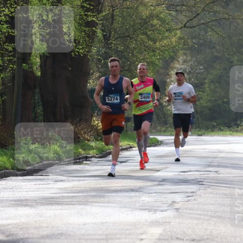 12.04.2026 - 45. Internationalen Wilhelmsburger Insellauf Yannick Fuchs http://msf.ph/oto/9473331 12.04.2026 10:01:02 Laufen 5274, 2409, 4067 meine-sportfotos.de