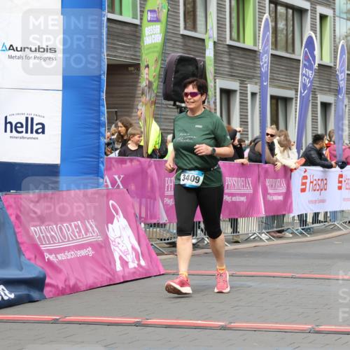 12.04.2026 - 45. Internationalen Wilhelmsburger Insellauf Strokosch-Dieckow http://msf.ph/oto/9473332 12.04.2026 13:34:48 Ziel 3409 meine-sportfotos.de