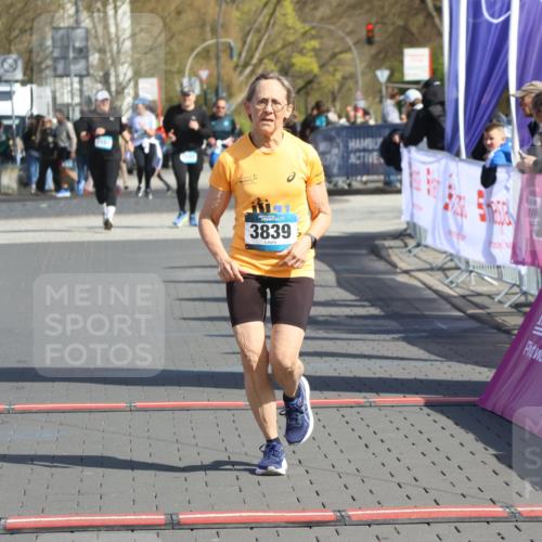 12.04.2026 - 45. Internationalen Wilhelmsburger Insellauf Strokosch-Dieckow http://msf.ph/oto/9473343 12.04.2026 11:30:26 Ziel 3839 meine-sportfotos.de