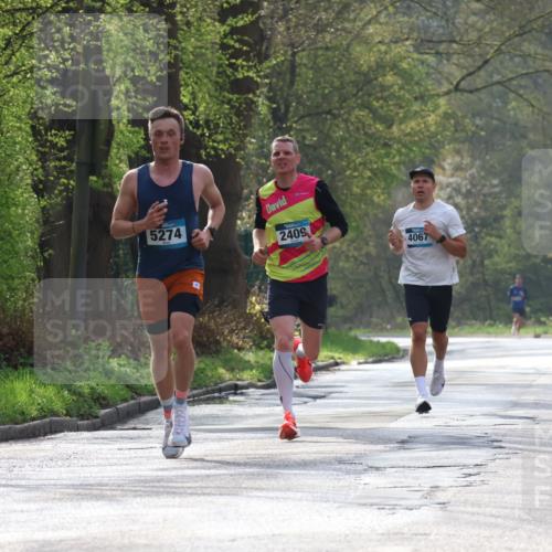 12.04.2026 - 45. Internationalen Wilhelmsburger Insellauf Yannick Fuchs http://msf.ph/oto/9473355 12.04.2026 10:01:04 Laufen 5274, 2409, 4067 meine-sportfotos.de