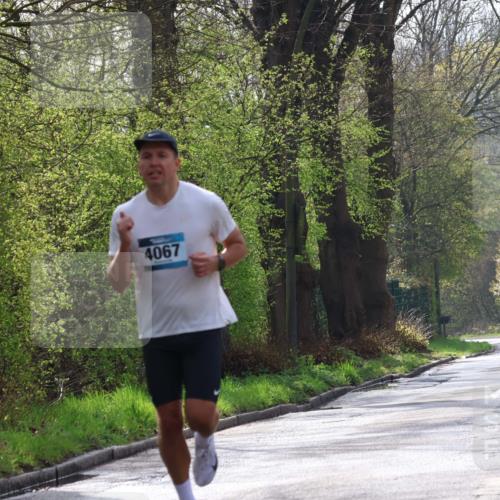 12.04.2026 - 45. Internationalen Wilhelmsburger Insellauf Yannick Fuchs http://msf.ph/oto/9473430 12.04.2026 10:01:10 Laufen 4067 meine-sportfotos.de