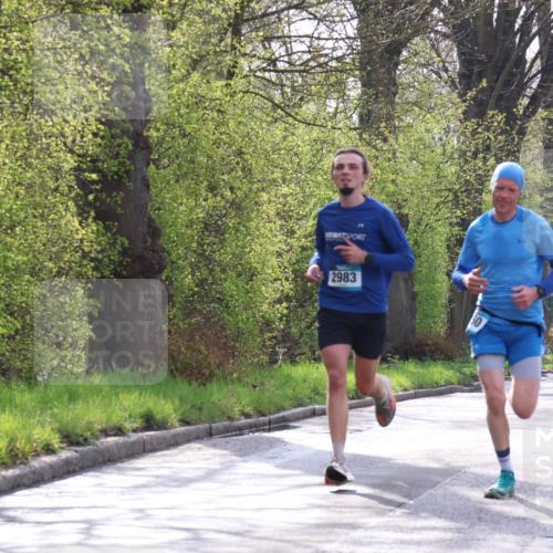 12.04.2026 - 45. Internationalen Wilhelmsburger Insellauf Yannick Fuchs http://msf.ph/oto/9473598 12.04.2026 10:01:54 Laufen 2983 meine-sportfotos.de