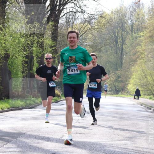 12.04.2026 - 45. Internationalen Wilhelmsburger Insellauf Yannick Fuchs http://msf.ph/oto/9473699 12.04.2026 10:02:27 Laufen 3429, 2874, 2760 meine-sportfotos.de