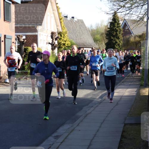 12.04.2026 - 45. Internationalen Wilhelmsburger Insellauf Yannick Fuchs http://msf.ph/oto/9473700 12.04.2026 08:58:58 Laufen 5408, 3878, 549, 3855, 4646, 2179, 4645 meine-sportfotos.de