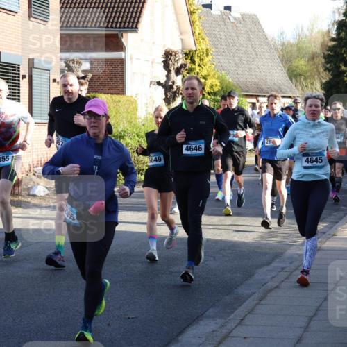 12.04.2026 - 45. Internationalen Wilhelmsburger Insellauf Yannick Fuchs http://msf.ph/oto/9473708 12.04.2026 08:58:58 Laufen 3855, 387, 2055, 5649, 4646, 200, 21, 4645, 3221, 509, 560, 408 meine-sportfotos.de