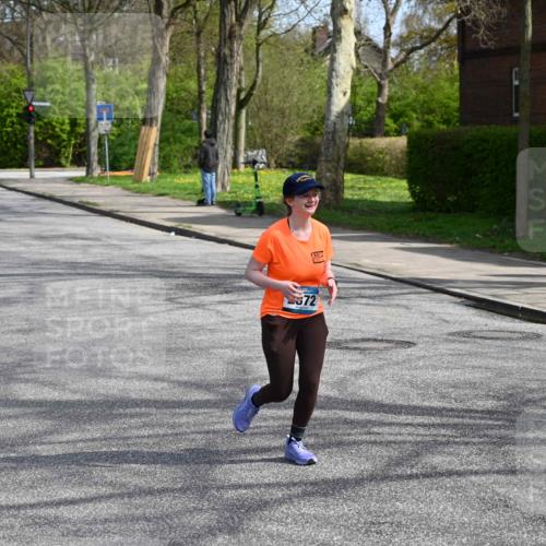 12.04.2026 - 45. Internationalen Wilhelmsburger Insellauf J. Mangold http://msf.ph/oto/9473723 12.04.2026 11:40:35 Ziel 2872, 4981, 2693, 5593 meine-sportfotos.de