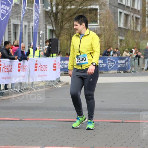 12.04.2026 - 45. Internationalen Wilhelmsburger Insellauf Strokosch-Dieckow http://msf.ph/oto/9473734 12.04.2026 13:33:53 Ziel 3530 meine-sportfotos.de