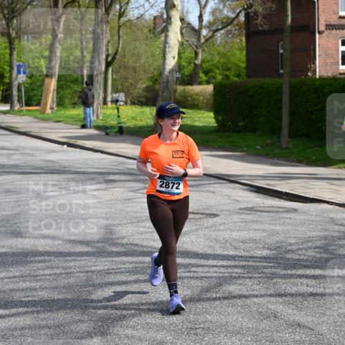 12.04.2026 - 45. Internationalen Wilhelmsburger Insellauf J. Mangold http://msf.ph/oto/9473737 12.04.2026 11:40:35 Ziel 2872, 4981, 2693, 5593 meine-sportfotos.de