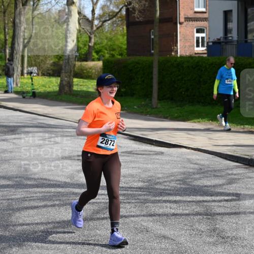 12.04.2026 - 45. Internationalen Wilhelmsburger Insellauf J. Mangold http://msf.ph/oto/9473754 12.04.2026 11:40:35 Ziel 2872, 4981, 2693, 5593 meine-sportfotos.de