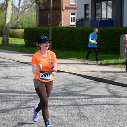 12.04.2026 - 45. Internationalen Wilhelmsburger Insellauf J. Mangold http://msf.ph/oto/9473765 12.04.2026 11:40:36 Ziel 2872, 4981, 2693, 5593 meine-sportfotos.de