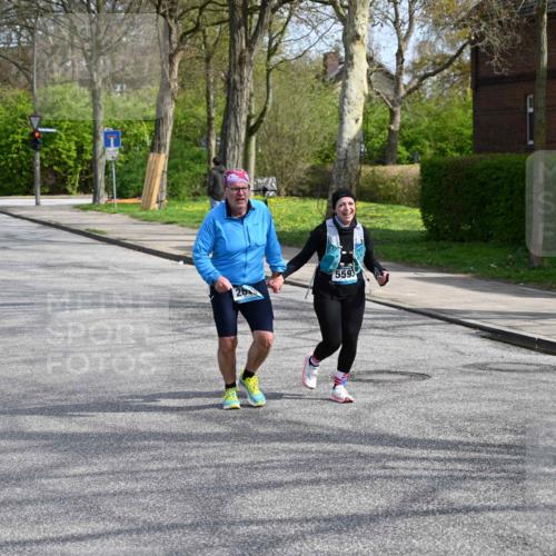 12.04.2026 - 45. Internationalen Wilhelmsburger Insellauf J. Mangold http://msf.ph/oto/9473816 12.04.2026 11:40:54 Ziel 4981, 2693, 5593 meine-sportfotos.de