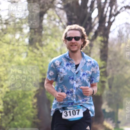 12.04.2026 - 45. Internationalen Wilhelmsburger Insellauf Yannick Fuchs http://msf.ph/oto/9473836 12.04.2026 10:02:49 Laufen 3107 meine-sportfotos.de