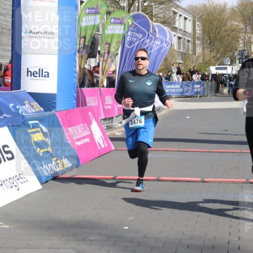 12.04.2026 - 45. Internationalen Wilhelmsburger Insellauf Strokosch-Dieckow http://msf.ph/oto/9473862 12.04.2026 11:30:38 Ziel 2697, 2698, 2476, 2498 meine-sportfotos.de