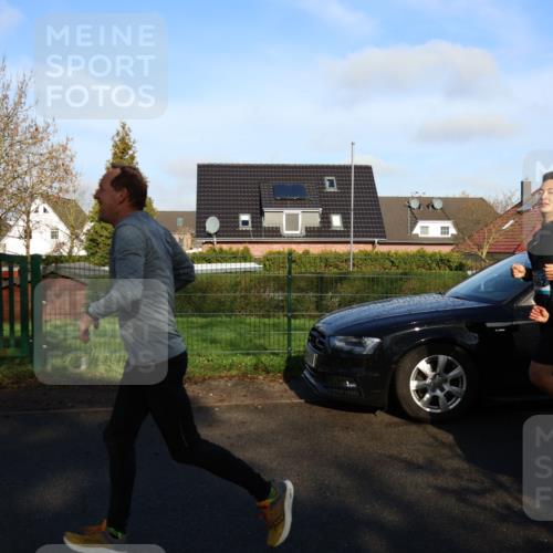 12.04.2026 - 45. Internationalen Wilhelmsburger Insellauf Yannick Fuchs http://msf.ph/oto/9473943 12.04.2026 08:59:17 Laufen 056 meine-sportfotos.de