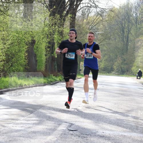 12.04.2026 - 45. Internationalen Wilhelmsburger Insellauf Yannick Fuchs http://msf.ph/oto/9473945 12.04.2026 10:03:19 Laufen 2751, 2144 meine-sportfotos.de