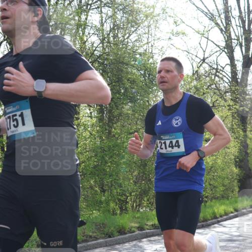 12.04.2026 - 45. Internationalen Wilhelmsburger Insellauf Yannick Fuchs http://msf.ph/oto/9474005 12.04.2026 10:03:22 Laufen 1751, 2144 meine-sportfotos.de
