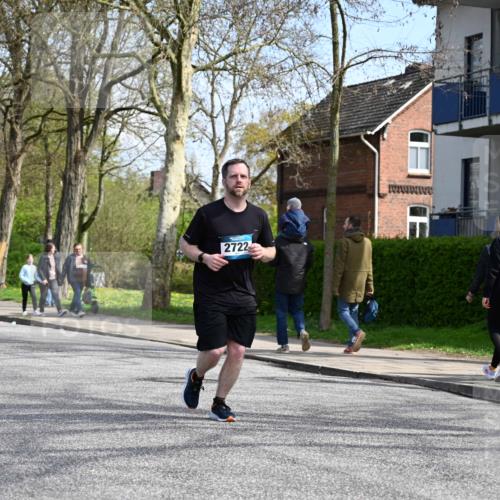 12.04.2026 - 45. Internationalen Wilhelmsburger Insellauf J. Mangold http://msf.ph/oto/9474030 12.04.2026 11:42:09 Ziel 2722, 2722, 5432 meine-sportfotos.de