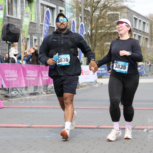12.04.2026 - 45. Internationalen Wilhelmsburger Insellauf Strokosch-Dieckow http://msf.ph/oto/9474054 12.04.2026 13:33:24 Ziel 3836, 5224 meine-sportfotos.de