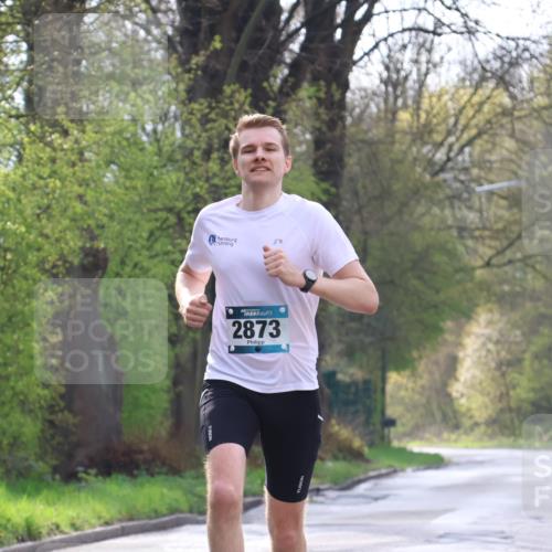 12.04.2026 - 45. Internationalen Wilhelmsburger Insellauf Yannick Fuchs http://msf.ph/oto/9474057 12.04.2026 10:04:17 Laufen 2873 meine-sportfotos.de