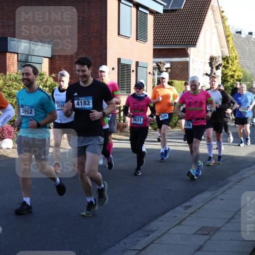 12.04.2026 - 45. Internationalen Wilhelmsburger Insellauf Yannick Fuchs http://msf.ph/oto/9474064 12.04.2026 08:59:25 Laufen 2530, 3952, 4182, 3556, 3631, 4689, 5578, 54, 4756, 047, 2231 meine-sportfotos.de