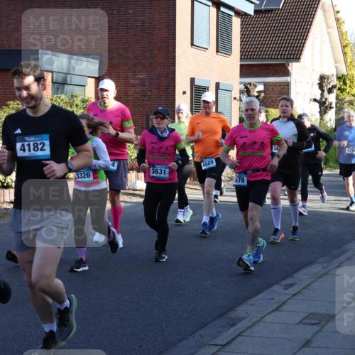 12.04.2026 - 45. Internationalen Wilhelmsburger Insellauf Yannick Fuchs http://msf.ph/oto/9474071 12.04.2026 08:59:26 Laufen 3952, 4182, 3326, 3631, 54, 5047, 4689, 4756, 6578, 223 meine-sportfotos.de