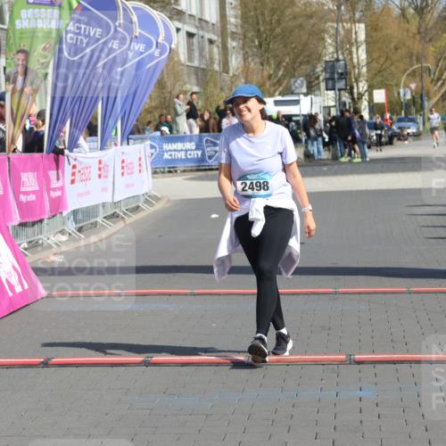12.04.2026 - 45. Internationalen Wilhelmsburger Insellauf Strokosch-Dieckow http://msf.ph/oto/9474130 12.04.2026 11:30:43 Ziel 2498 meine-sportfotos.de