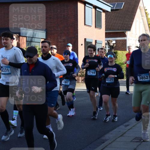 12.04.2026 - 45. Internationalen Wilhelmsburger Insellauf Yannick Fuchs http://msf.ph/oto/9474166 12.04.2026 08:59:34 Laufen 3754, 4331, 2067, 2744, 4321, 3852 meine-sportfotos.de