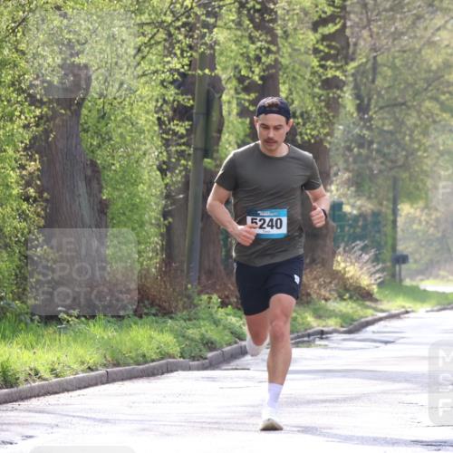 12.04.2026 - 45. Internationalen Wilhelmsburger Insellauf Yannick Fuchs http://msf.ph/oto/9474181 12.04.2026 10:04:49 Laufen 5240 meine-sportfotos.de