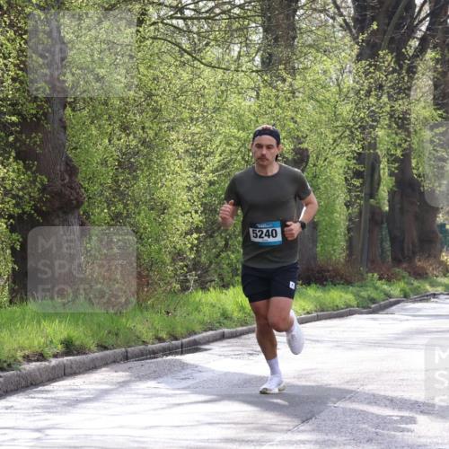 12.04.2026 - 45. Internationalen Wilhelmsburger Insellauf Yannick Fuchs http://msf.ph/oto/9474195 12.04.2026 10:04:51 Laufen 5240 meine-sportfotos.de