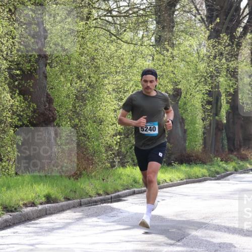 12.04.2026 - 45. Internationalen Wilhelmsburger Insellauf Yannick Fuchs http://msf.ph/oto/9474197 12.04.2026 10:04:51 Laufen 5240 meine-sportfotos.de