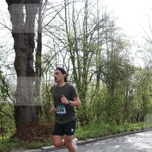 12.04.2026 - 45. Internationalen Wilhelmsburger Insellauf Yannick Fuchs http://msf.ph/oto/9474223 12.04.2026 10:04:54 Laufen 5240 meine-sportfotos.de