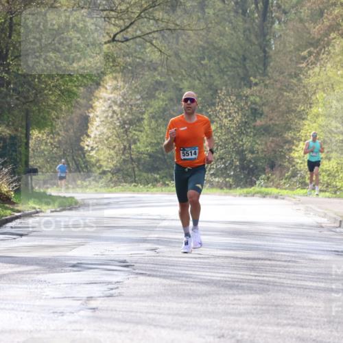 12.04.2026 - 45. Internationalen Wilhelmsburger Insellauf Yannick Fuchs http://msf.ph/oto/9474244 12.04.2026 10:05:03 Laufen 5514 meine-sportfotos.de