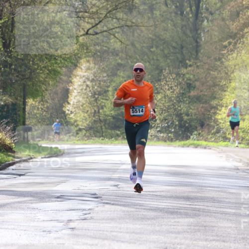 12.04.2026 - 45. Internationalen Wilhelmsburger Insellauf Yannick Fuchs http://msf.ph/oto/9474256 12.04.2026 10:05:04 Laufen 5514 meine-sportfotos.de