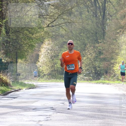 12.04.2026 - 45. Internationalen Wilhelmsburger Insellauf Yannick Fuchs http://msf.ph/oto/9474261 12.04.2026 10:05:04 Laufen 5514 meine-sportfotos.de